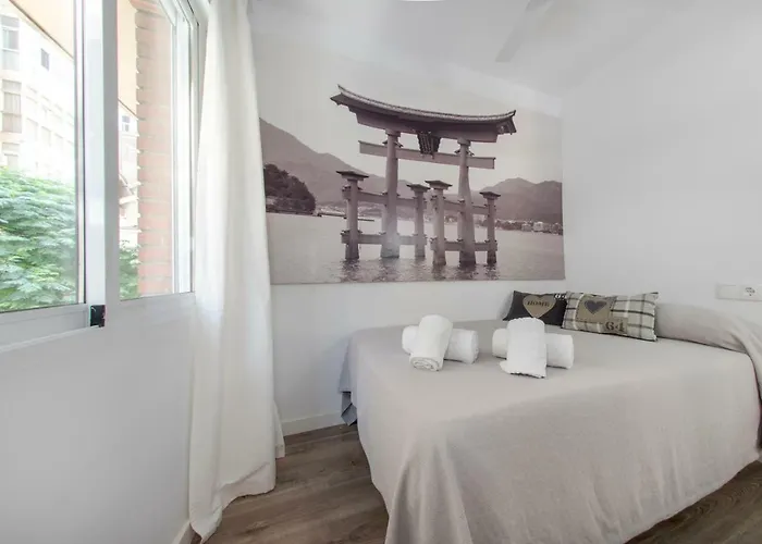 Apartamento In Arquitecto Alicante